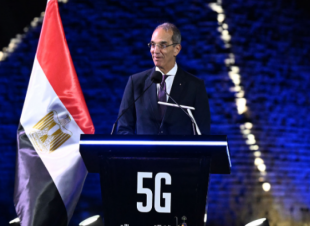 مصر تطلق خدمات الجيل الخامس  لتحسين خدمات الاتصالات والانترنت