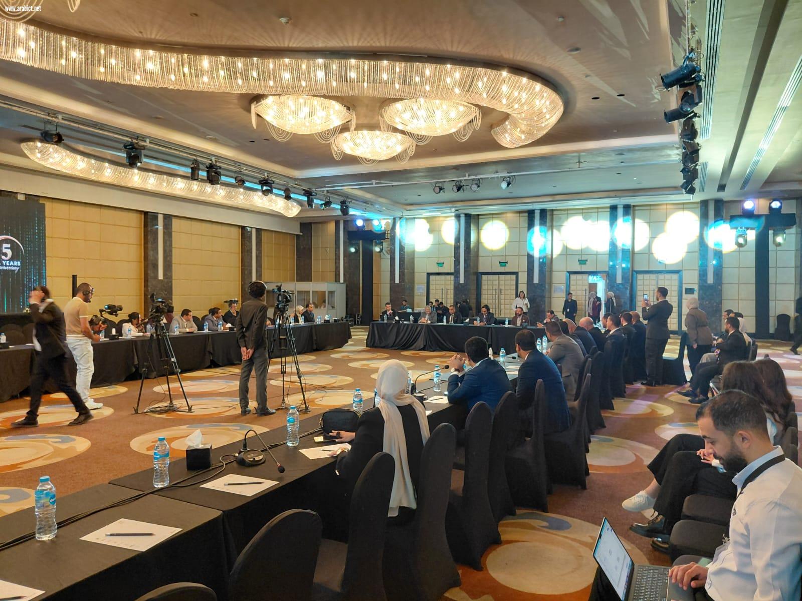 مصر للطيران تعلن في  CAISEC’26 قرب التعاقد على خدمات Wi-Fi عبر الأقمار الصناعية