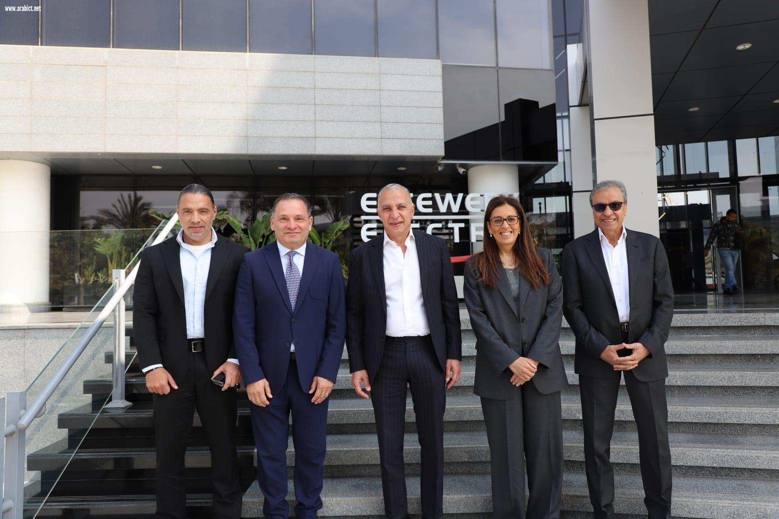 تعاون بين السويدى إليكتريك و IBM لتسريع التحول إلى الذكاء الاصطناعى المؤسسى